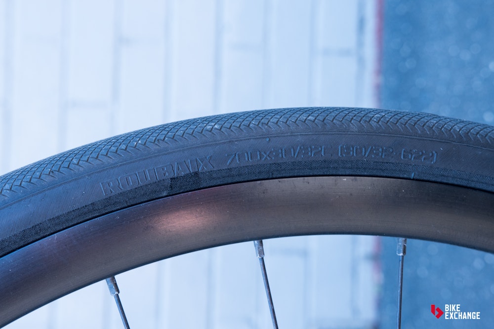 guide to road bike tyres size